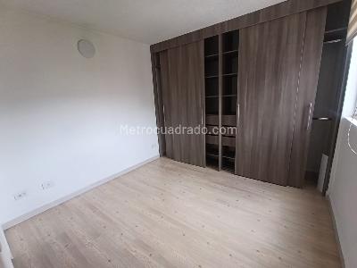 Apartamento de 2 alcobas en arriendo en San German, Medellín, 50 m² · foto 12 de 20