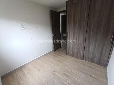 Apartamento de 2 alcobas en arriendo en San German, Medellín, 50 m² · foto 13 de 20
