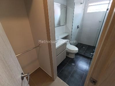 Apartamento de 2 alcobas en arriendo en Laureles Medellin, Medellín, 62 m² · foto 13 de 17