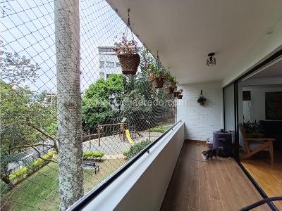 Apartamento en venta en La Aguacatala, Medellín · foto 3 de 20