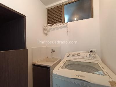 Apartamento de 2 alcobas en arriendo en Altos Del Poblado Cola Del Zorro, Medellín, 87 m² · foto 7 de 20