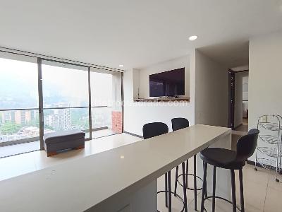 Apartamento de 2 alcobas en arriendo en Altos Del Poblado Cola Del Zorro, Medellín, 87 m² · foto 10 de 20