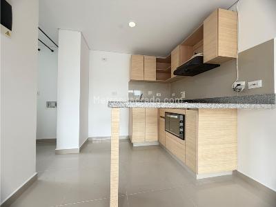 Apartamento de 3 alcobas en venta en La Doctora, Sabaneta, 80 m² · foto 3 de 19