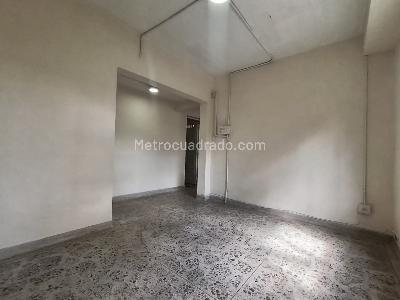 Casa de 5 alcobas en arriendo en Villa Nueva, Medellín, 160 m² · foto 6 de 20