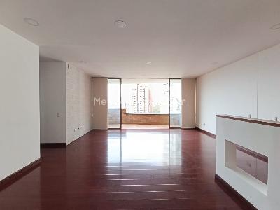 Apartamento de 3 alcobas en arriendo en El Tesoro, Medellín, 120 m² · foto 3 de 18