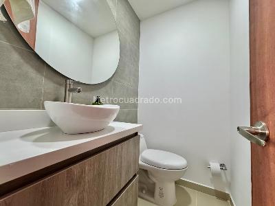 Apartamento de 3 alcobas en arriendo en El Tesoro, Medellín, 120 m² · foto 8 de 18