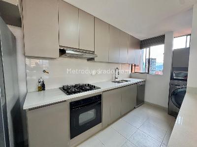Apartamento de 3 alcobas en arriendo en El Tesoro, Medellín, 120 m² · foto 16 de 18