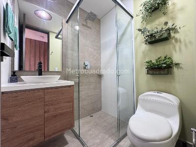 Apartamento de 2 alcobas en venta en Loma De Las Brujas, Envigado, 87 m² · foto 12 de 18