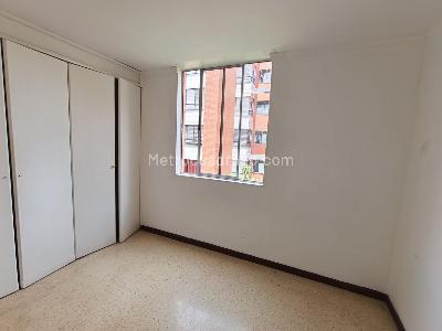 Apartamento de 3 alcobas en arriendo en La Mota, Medellín, 92 m² · foto 5 de 20