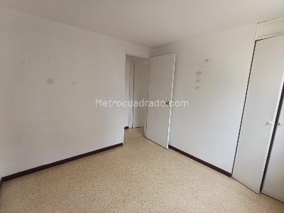 Apartamento de 3 alcobas en arriendo en La Mota, Medellín, 92 m² · foto 6 de 20