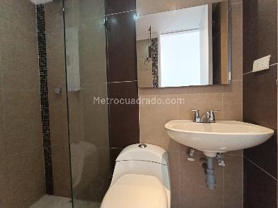 Apartamento de 3 alcobas en arriendo en La Mota, Medellín, 92 m² · foto 9 de 20