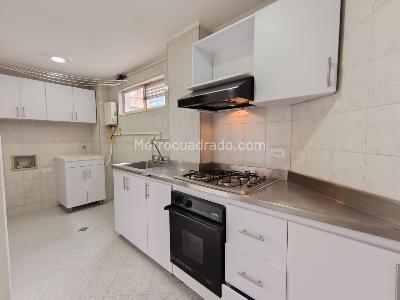 Apartamento de 1 alcoba en arriendo en Las Acacias Laureles, Medellín, 55 m² · foto 1 de 13