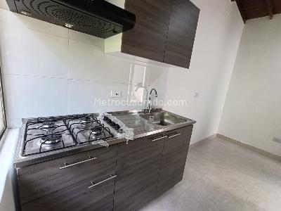 Apartamento de 1 alcoba en arriendo en Estadio, Medellín, 27 m² · foto 3 de 10