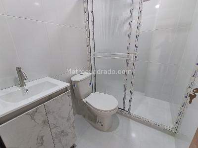 Apartamento de 1 alcoba en arriendo en Estadio, Medellín, 27 m² · foto 5 de 10