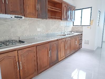 Casa de 3 alcobas en arriendo en Parque De Envigado, Envigado, 120 m² · foto 2 de 15