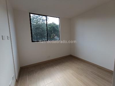 Apartamento de 3 alcobas en arriendo en Camino Verde, Envigado, 88 m² · foto 6 de 11