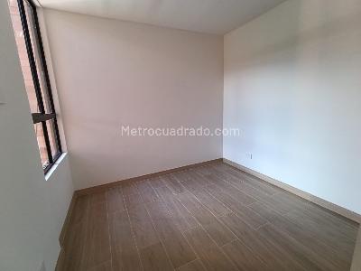 Apartamento de 3 alcobas en arriendo en Camino Verde, Envigado, 88 m² · foto 7 de 11