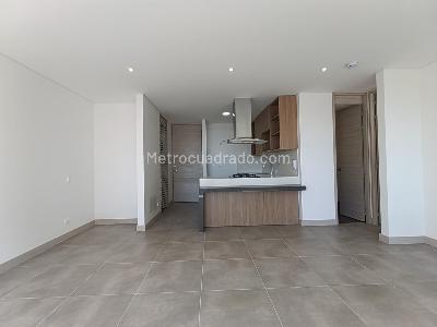 Apartamento de 1 alcoba en arriendo en Los Balsos, Medellín, 64 m² · foto 5 de 11
