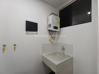 Apartamento de 1 alcoba en arriendo en Los Balsos, Medellín, 64 m² · foto 11 de 11