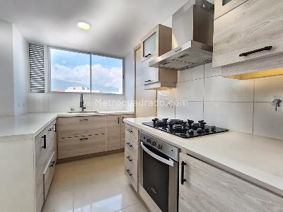 Apartamento de 3 alcobas en arriendo en Santa Maria De Los Angeles, Medellín, 139 m² · foto 5 de 20