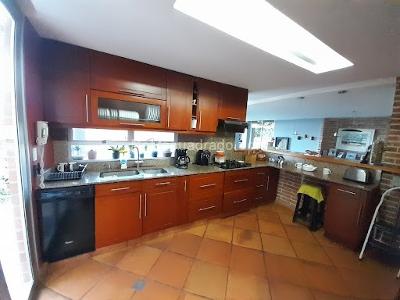 Casa de 4 alcobas en arriendo en Alto De Palmas, Envigado, 293 m² · foto 3 de 20