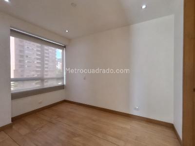 Apartamento de 3 alcobas en arriendo en Loma De Los Parra, Medellín, 170 m² · foto 12 de 20