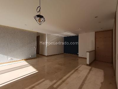 Apartamento de 3 alcobas en arriendo en Loma De Los Parra, Medellín, 170 m² · foto 19 de 20