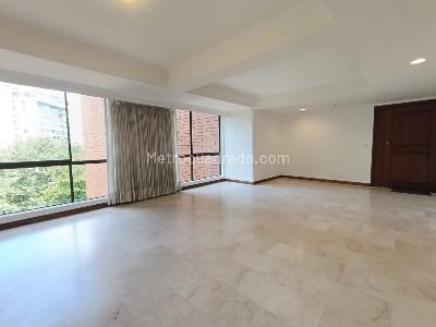 Apartamento de 3 alcobas en arriendo en Lalinde, Medellín, 135 m² · foto 1 de 20