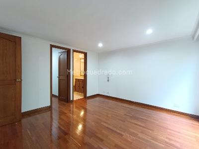 Apartamento de 3 alcobas en arriendo en Lalinde, Medellín, 135 m² · foto 17 de 20