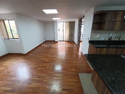 Apartamento de 3 alcobas en arriendo en Laureles Medellin, Medellín, 120 m² · foto 2 de 20