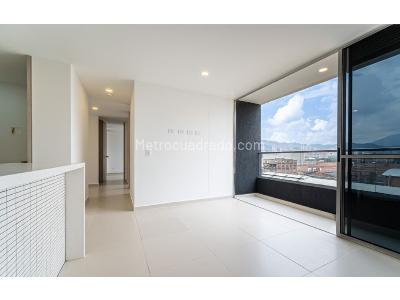 Apartamento en venta en Simon Bolivar, Itagüí · foto 2 de 13