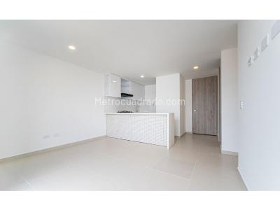 Apartamento en venta en Simon Bolivar, Itagüí · foto 3 de 13