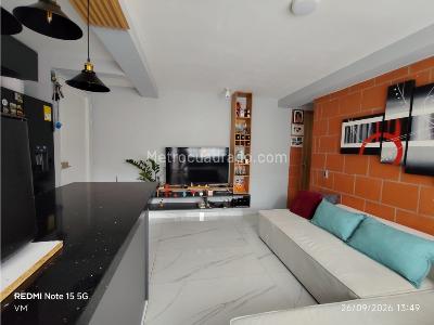 Apartamento en venta en Los Gomez, Itagüí · foto 2 de 12