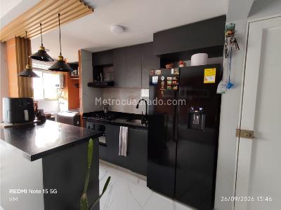 Apartamento en venta en Los Gomez, Itagüí · foto 4 de 12