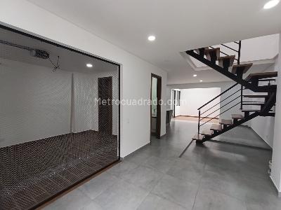 Casa de 3 alcobas en arriendo en San Antonio De Pereira, Rionegro, 130 m² · foto 3 de 20