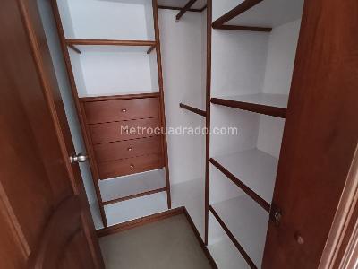 Apartamento de 3 alcobas en arriendo en Laureles Medellin, Medellín, 107 m² · foto 11 de 16