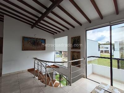 Casa de 3 alcobas en arriendo en Gualanday, Rionegro, 270 m² · foto 8 de 15