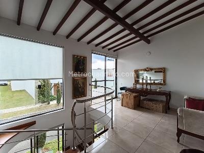 Casa de 3 alcobas en arriendo en Gualanday, Rionegro, 270 m² · foto 9 de 15