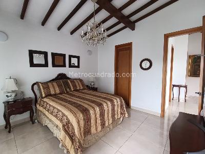 Casa de 3 alcobas en arriendo en Gualanday, Rionegro, 270 m² · foto 10 de 15