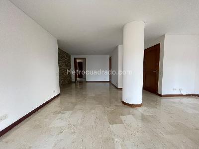 Apartamento de 3 alcobas en arriendo en Laureles Medellin, Medellín, 162 m² · foto 2 de 20
