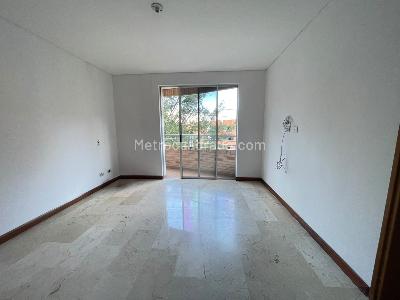 Apartamento de 3 alcobas en arriendo en Laureles Medellin, Medellín, 162 m² · foto 9 de 20