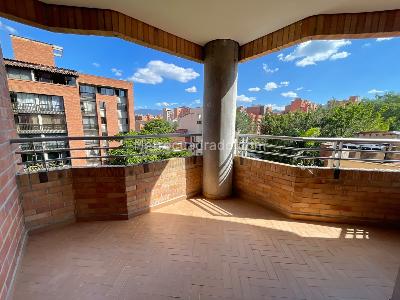 Apartamento de 3 alcobas en arriendo en Laureles Medellin, Medellín, 162 m² · foto 18 de 20