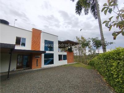 Casa en venta en Cerritos, Pereira · foto 3 de 20