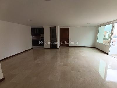 Apartamento de 3 alcobas en arriendo en Laureles Medellin, Medellín, 148 m² · foto 2 de 20