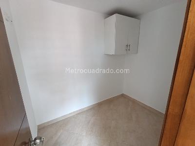Apartamento de 3 alcobas en arriendo en Laureles Medellin, Medellín, 148 m² · foto 3 de 20