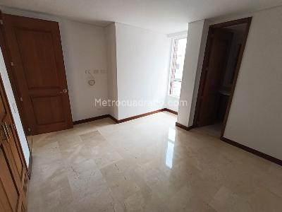 Apartamento de 3 alcobas en arriendo en Laureles Medellin, Medellín, 148 m² · foto 14 de 20