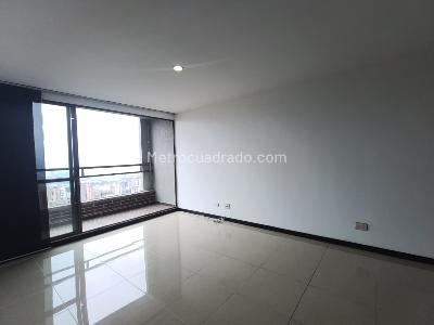 Apartamento de 3 alcobas en arriendo en Los Balsos, Medellín, 84 m² · foto 2 de 20
