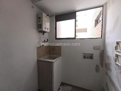 Apartamento de 3 alcobas en arriendo en Los Balsos, Medellín, 84 m² · foto 8 de 20