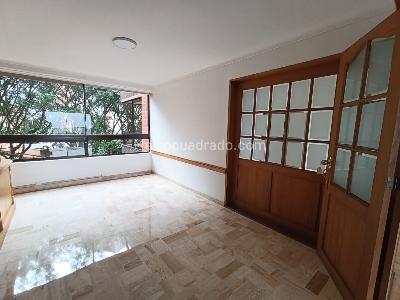 Apartamento de 4 alcobas en arriendo en Los Balsos, Medellín, 348 m² · foto 15 de 20