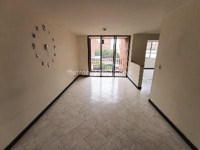 Apartamento de 3 alcobas en arriendo en Carlos E, Medellín, 94 m² · foto 5 de 15